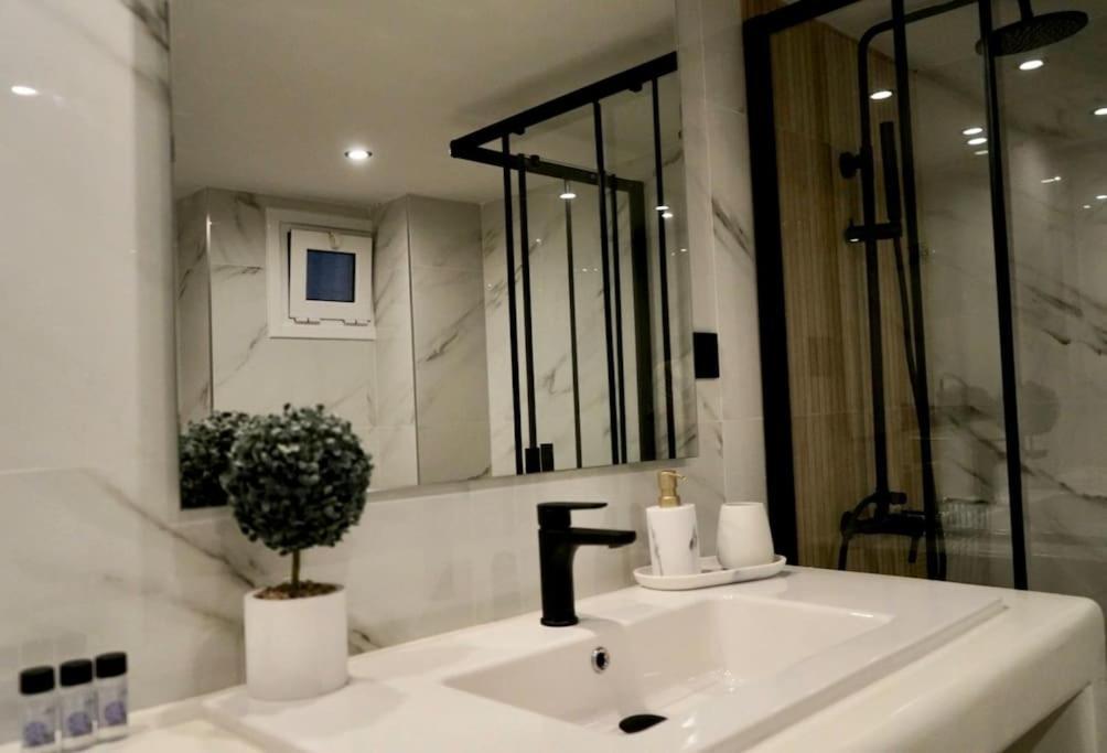 Appartamento Cosy Loft Patras Esterno foto