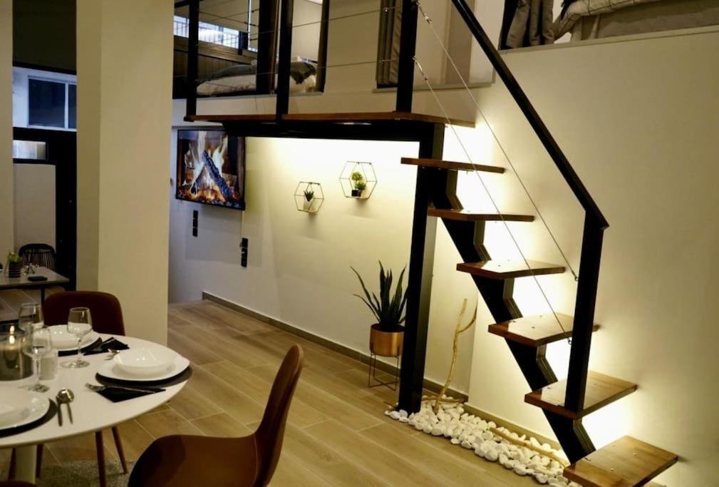 Appartamento Cosy Loft Patras Esterno foto