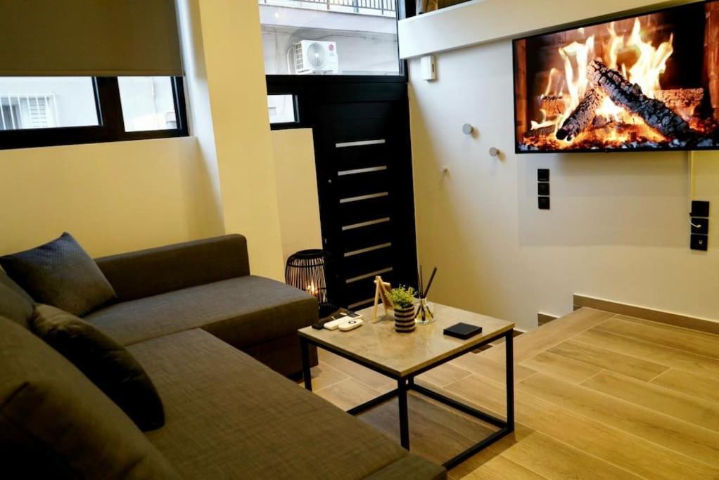 Appartamento Cosy Loft Patras Esterno foto